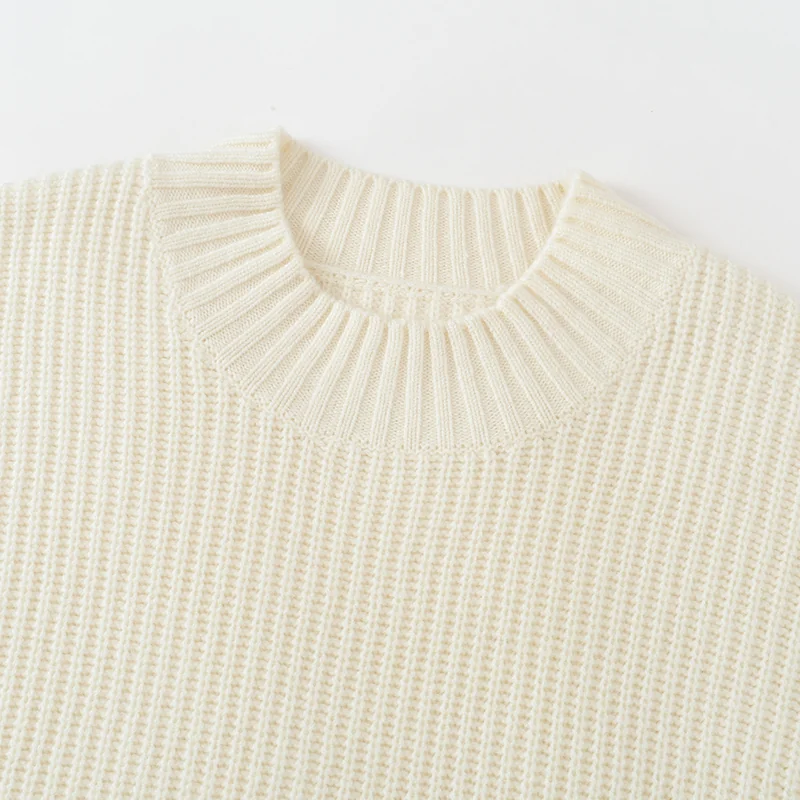 100% Cashmere, Cashmere crew-neck sweater — White, 14–15.5µm, Cashmere Garment / Women — detail view 6