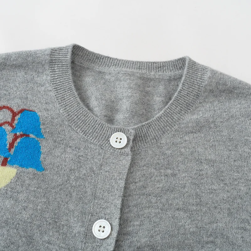 100% Cashmere, Cashmere crew-neck sweater — Grey, 14–15.5µm, Cashmere Garment / Women — detail view 5