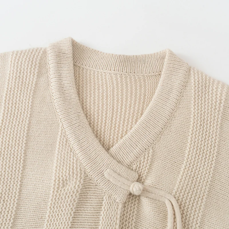 100% Cashmere, Cashmere crew-neck sweater — Beige, 14–15.5µm, Cashmere Garment / Women — detail view 5