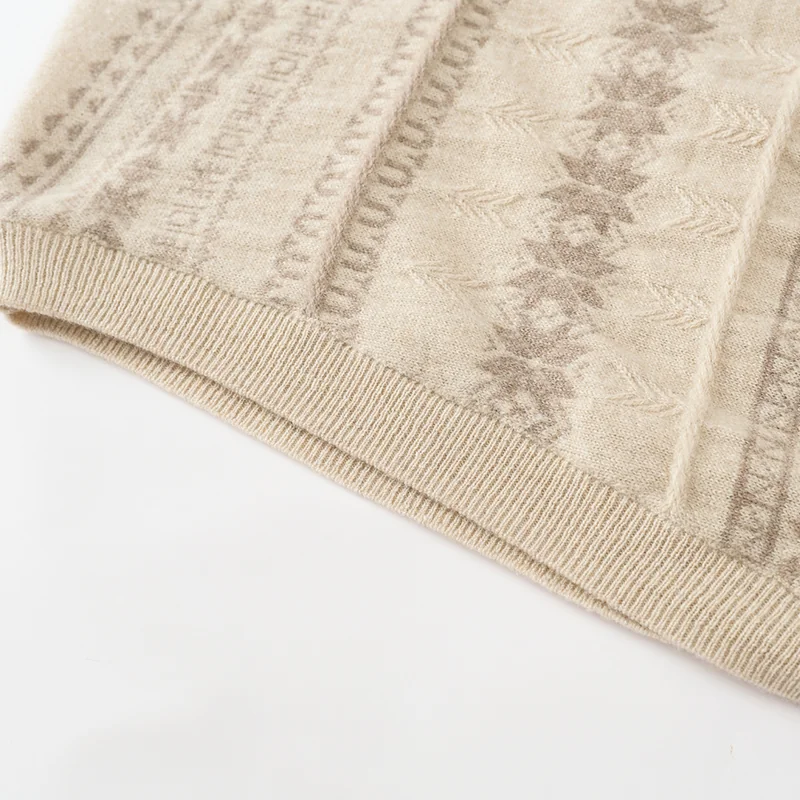 100% Cashmere, Cashmere crew-neck sweater — Beige Striped, 14–15.5µm, Cashmere Garment / Women — detail view 5
