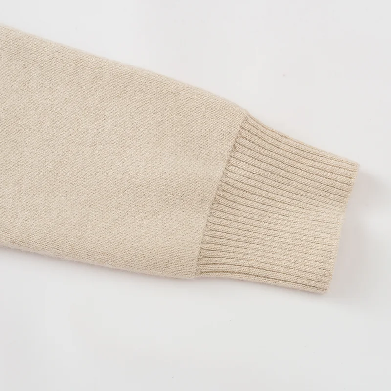 100% Cashmere, Cashmere crew-neck sweater — Beige, 14–15.5µm, Cashmere Garment / Women — detail view 4