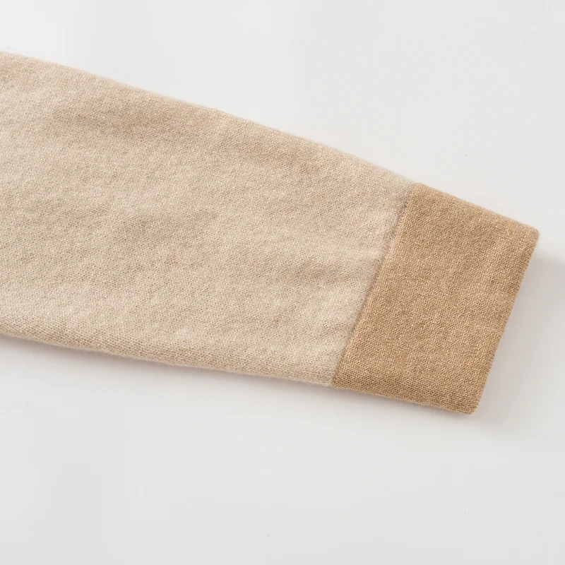 100% Cashmere, Cashmere crew-neck sweater — Beige, 14–15.5µm, Cashmere Garment / Women — detail view 5