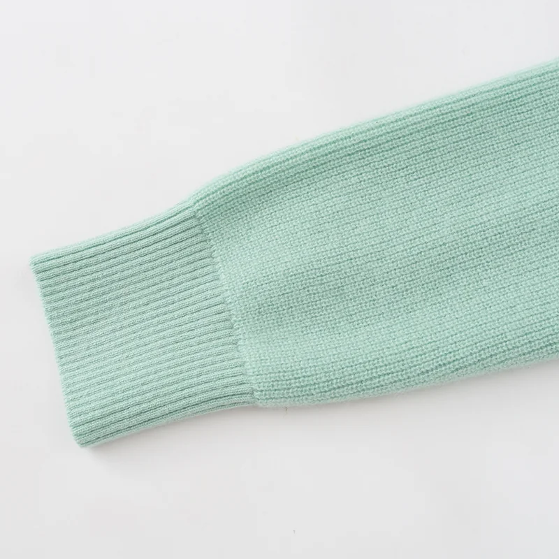 100% Cashmere, Cashmere crew-neck sweater — Green, 14–15.5µm, Cashmere Garment / Women — detail view 5