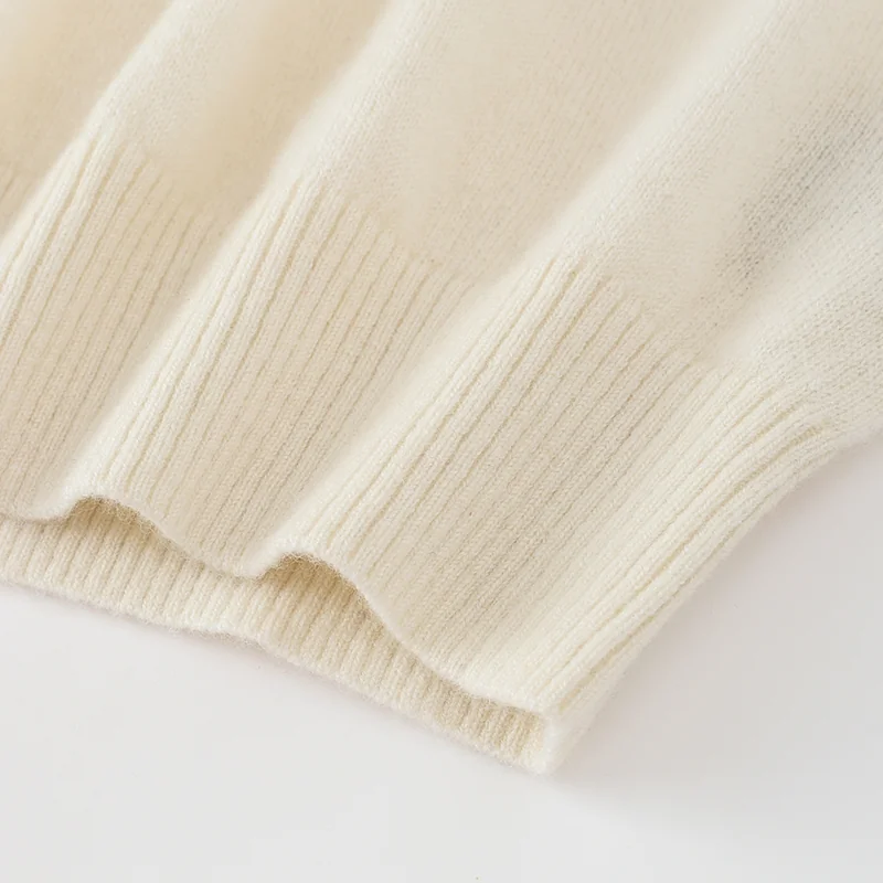 100% Cashmere, Cashmere crew-neck sweater — White Cable, 14–15.5µm, Cashmere Garment / Women — detail view 3