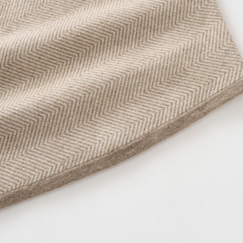 100% Cashmere, Cashmere crew-neck sweater — Camel Batwing, 14–15.5µm, Cashmere Garment / Women — detail view 6