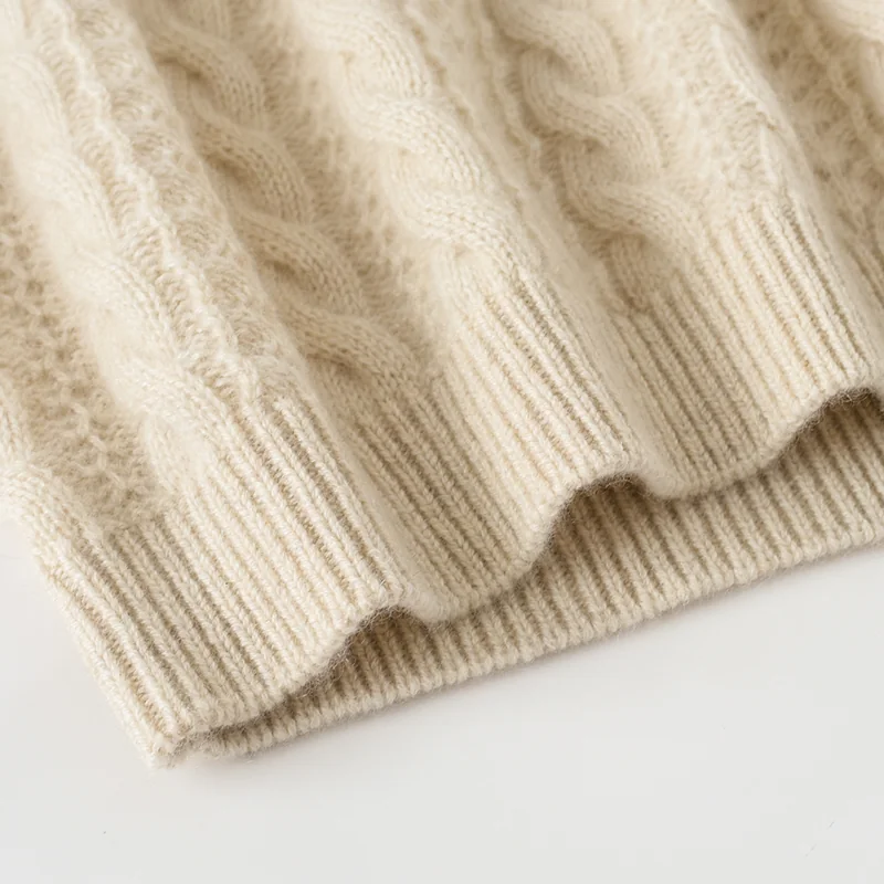 100% Cashmere, Cashmere crew-neck sweater — White, 14–15.5µm, Cashmere Garment / Women — detail view 3