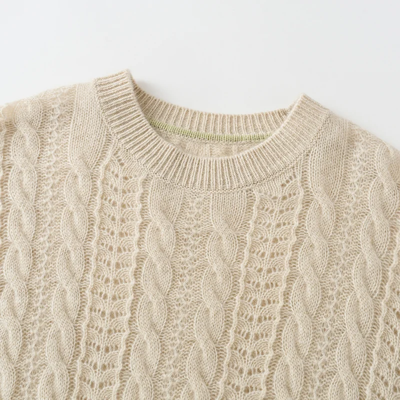 100% Cashmere, Cashmere crew-neck sweater — White, 14–15.5µm, Cashmere Garment / Women — detail view 5