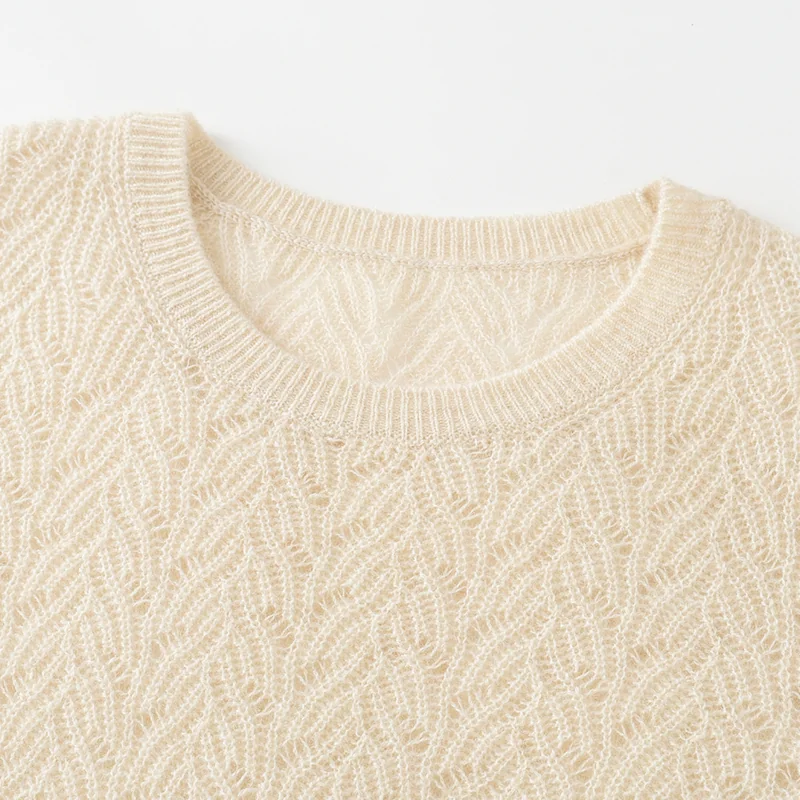 100% Cashmere, Cashmere crew-neck sweater — Camel, 14–15.5µm, Cashmere Garment / Women — detail view 7