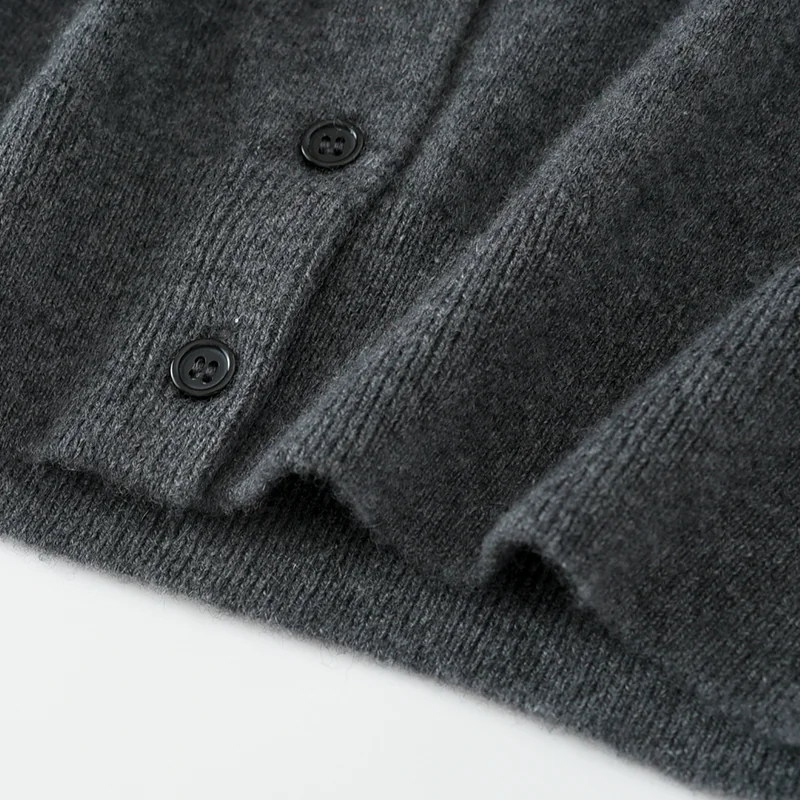 100% Cashmere, Cashmere crew-neck sweater — Grey, 14–15.5µm, Cashmere Garment / Women — detail view 3