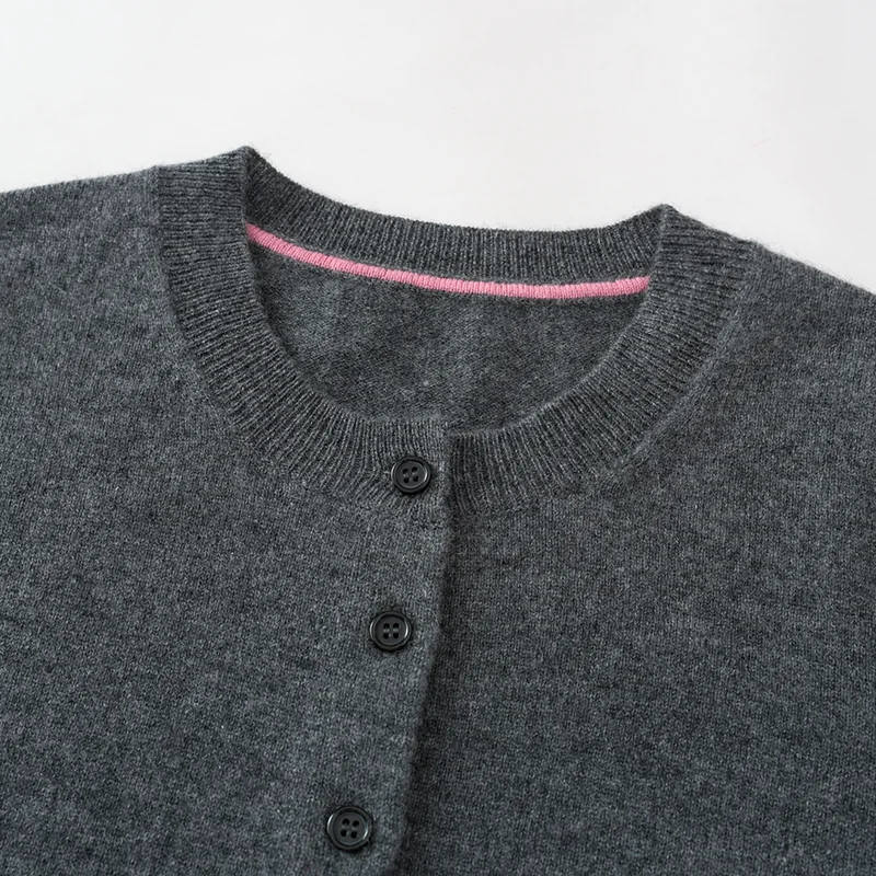 100% Cashmere, Cashmere crew-neck sweater — Grey, 14–15.5µm, Cashmere Garment / Women — detail view 5