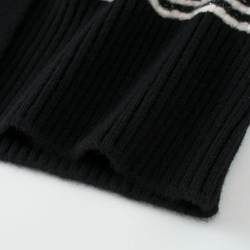 100% Cashmere, Cashmere sleeveless vest — Black Striped tank, 14–15.5µm, Cashmere Garment / Women — detail view 3