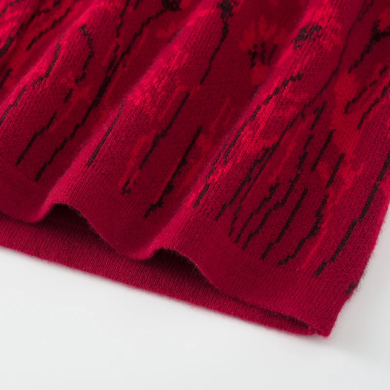 100% Cashmere, Cashmere crew-neck sweater — Red, 14–15.5µm, Cashmere Garment / Women — detail view 4