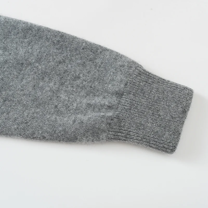 100% Cashmere, Cashmere crew-neck sweater — Grey Raglan, 14–15.5µm, Cashmere Garment / Women — detail view 5