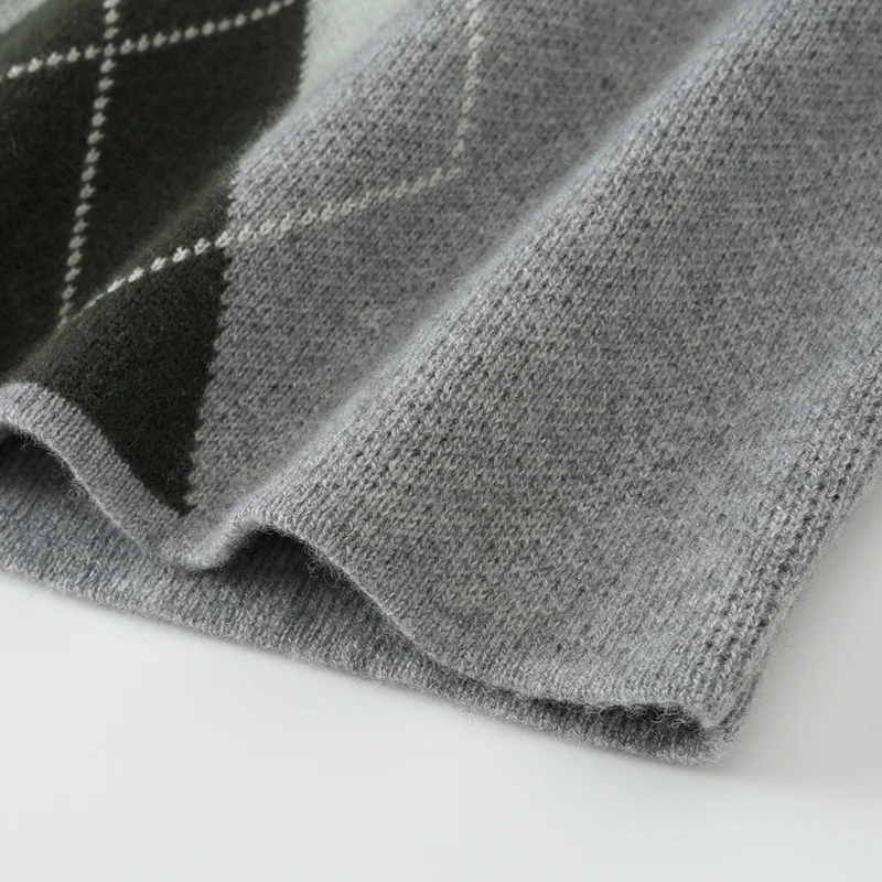 100% Cashmere, Cashmere crew-neck sweater — Grey, 14–15.5µm, Cashmere Garment / Women — detail view 3