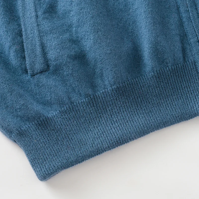 100% Cashmere, Cashmere sleeveless vest — Black Sleeveless vest, 14–15.5µm, Cashmere Garment / Men — detail view 4