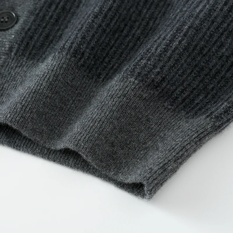 100% Cashmere, Cashmere crew-neck sweater — Grey, 14–15.5µm, Cashmere Garment / Men — detail view 3