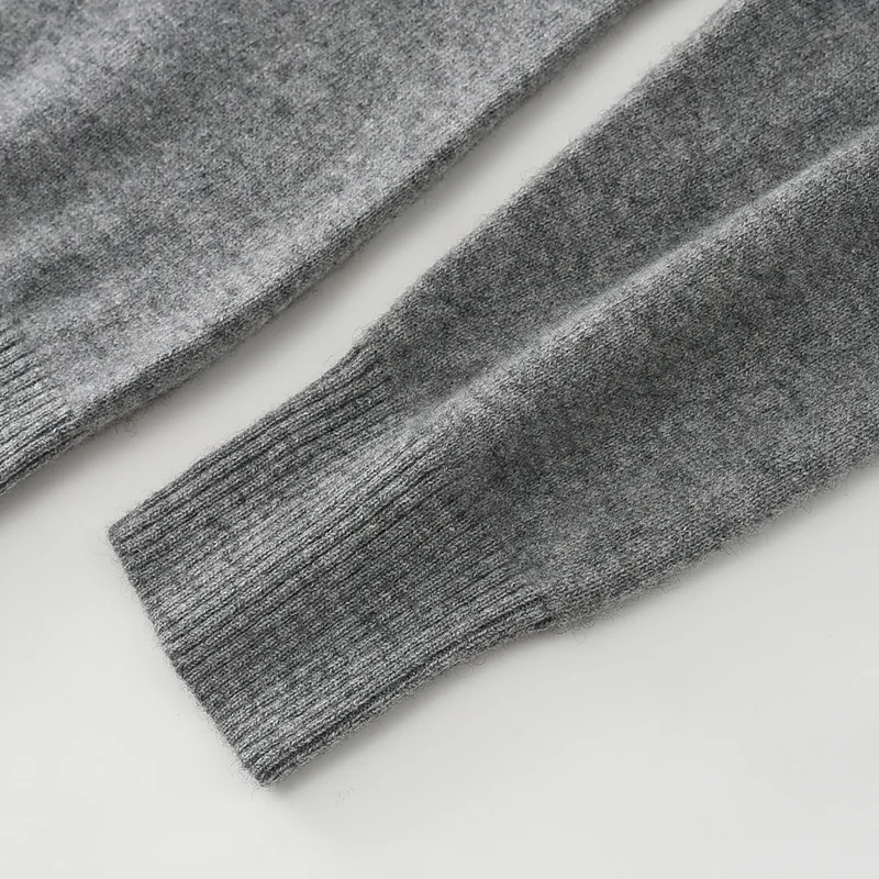 100% Cashmere, Cashmere crew-neck pullover with color-block sleeves, 14–15.5µm, Cashmere Garment — detail view 7