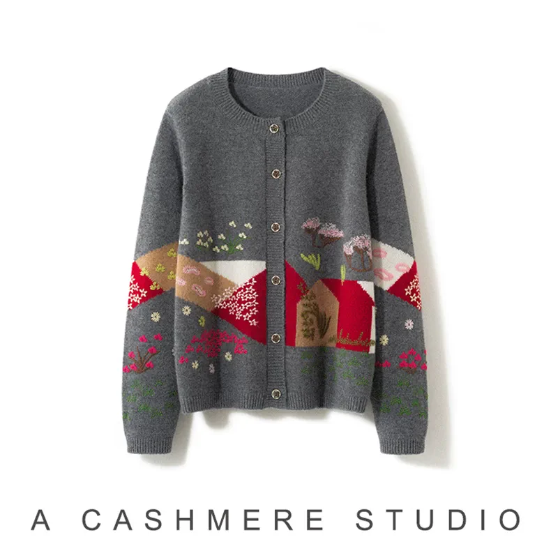 100% Cashmere, Cashmere turtleneck pullover with cable detail, 14–15.5µm, Cashmere Garment — detail view 6