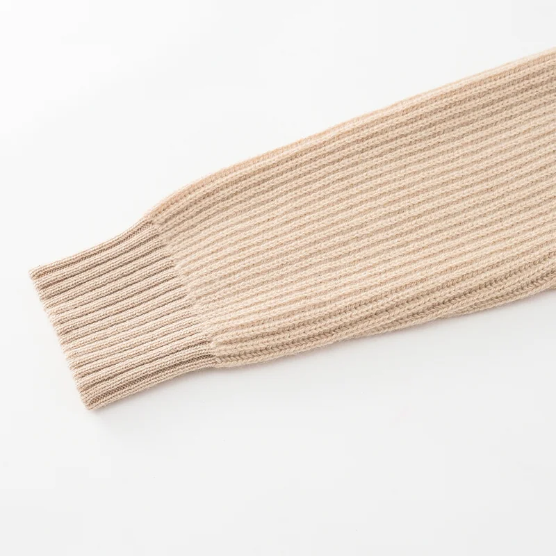 100% Cashmere, Cashmere V-neck button-front cardigan, 14–15.5µm, Cashmere Garment — detail view 5