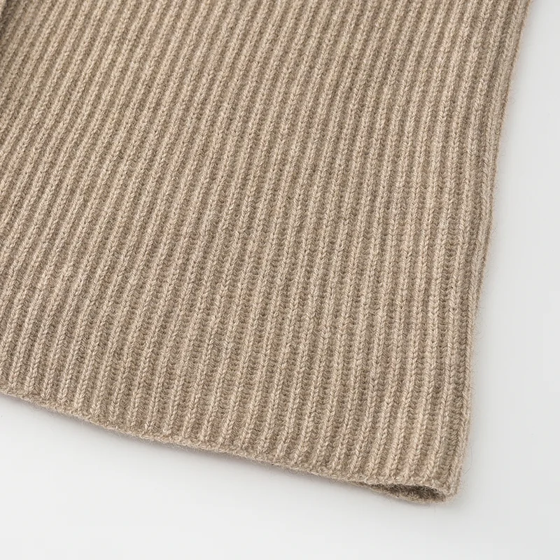Cashmere crew-neck pullover with chunky knit — Cashmere Sweaters & Knitwear, 100% Cashmere