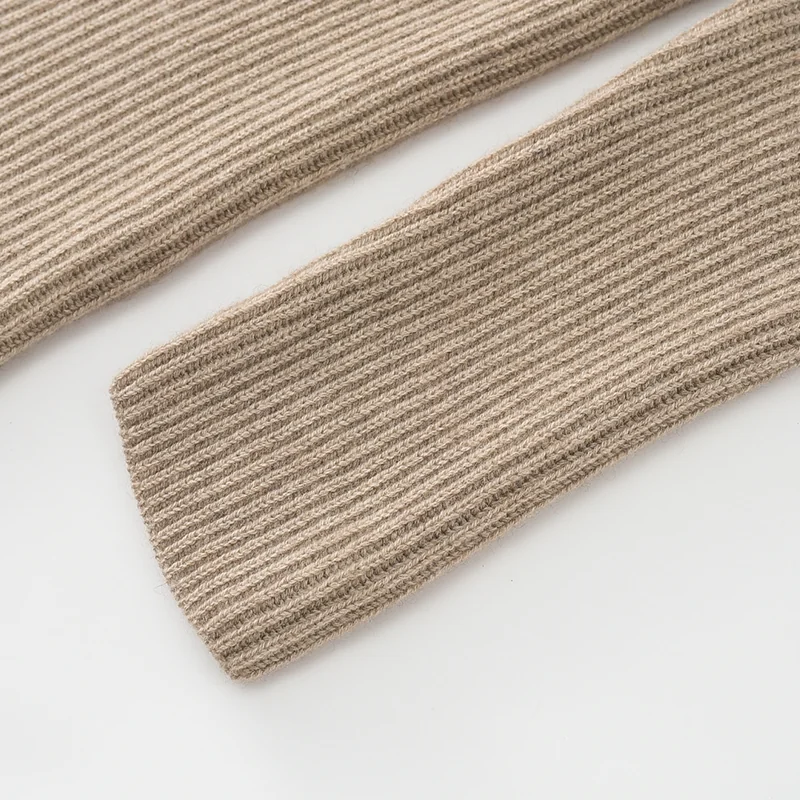 100% Cashmere, Cashmere crew-neck pullover with chunky knit, 14–15.5µm, Cashmere Garment — detail view 4