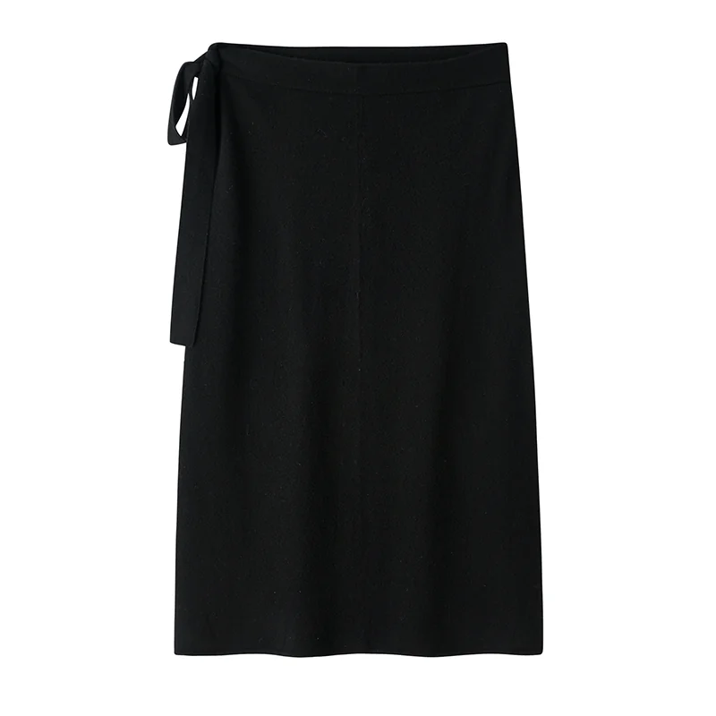 100% Cashmere, Cashmere belted long knit dress with V-neck, 14–15.5µm, Cashmere Garment — detail view 7