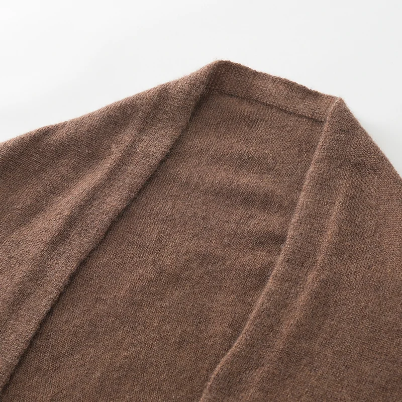 100% Cashmere, Cashmere crew-neck pullover with cable knit, 14–15.5µm, Cashmere Garment — detail view 5