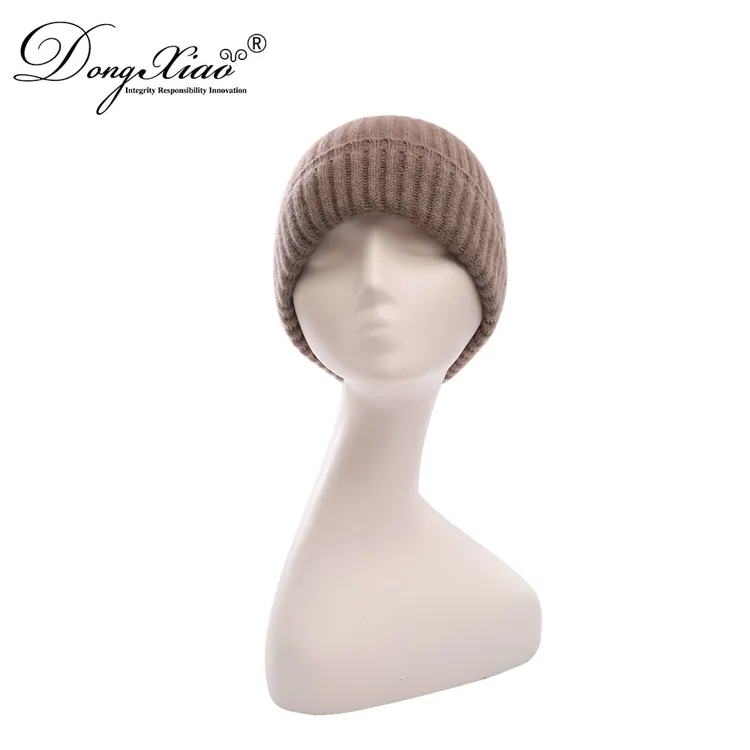 Classic Knit Hat · 100% Cashmere · Unisex Knit Cap, 14–15.5µm, Winter Warmth / Outerwear — detail view 2